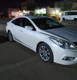 هيونداي أزيرا